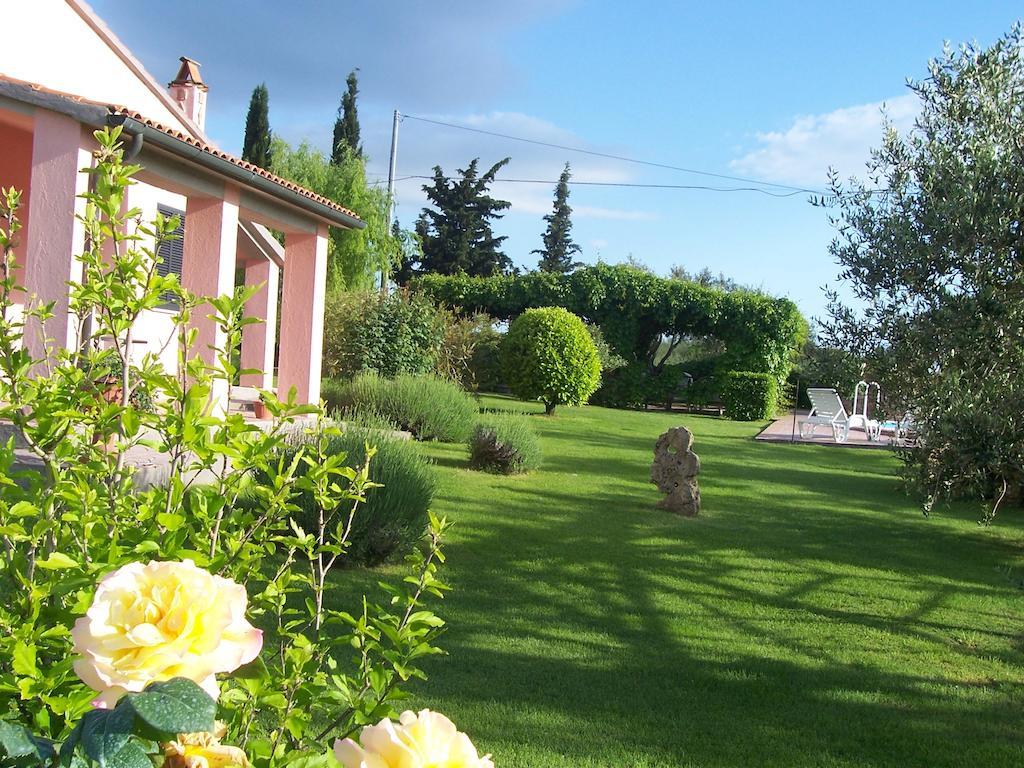 Agriturismo Il Grillo Parlante Pitigliano Luaran gambar